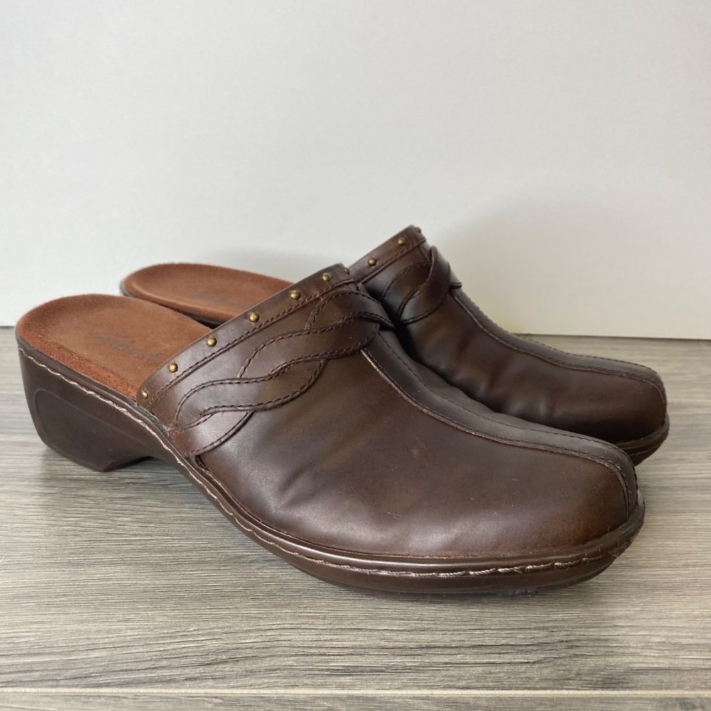 Clarks Womens Brown Genuine Leather Slip On Mule Clogs Size 9.5